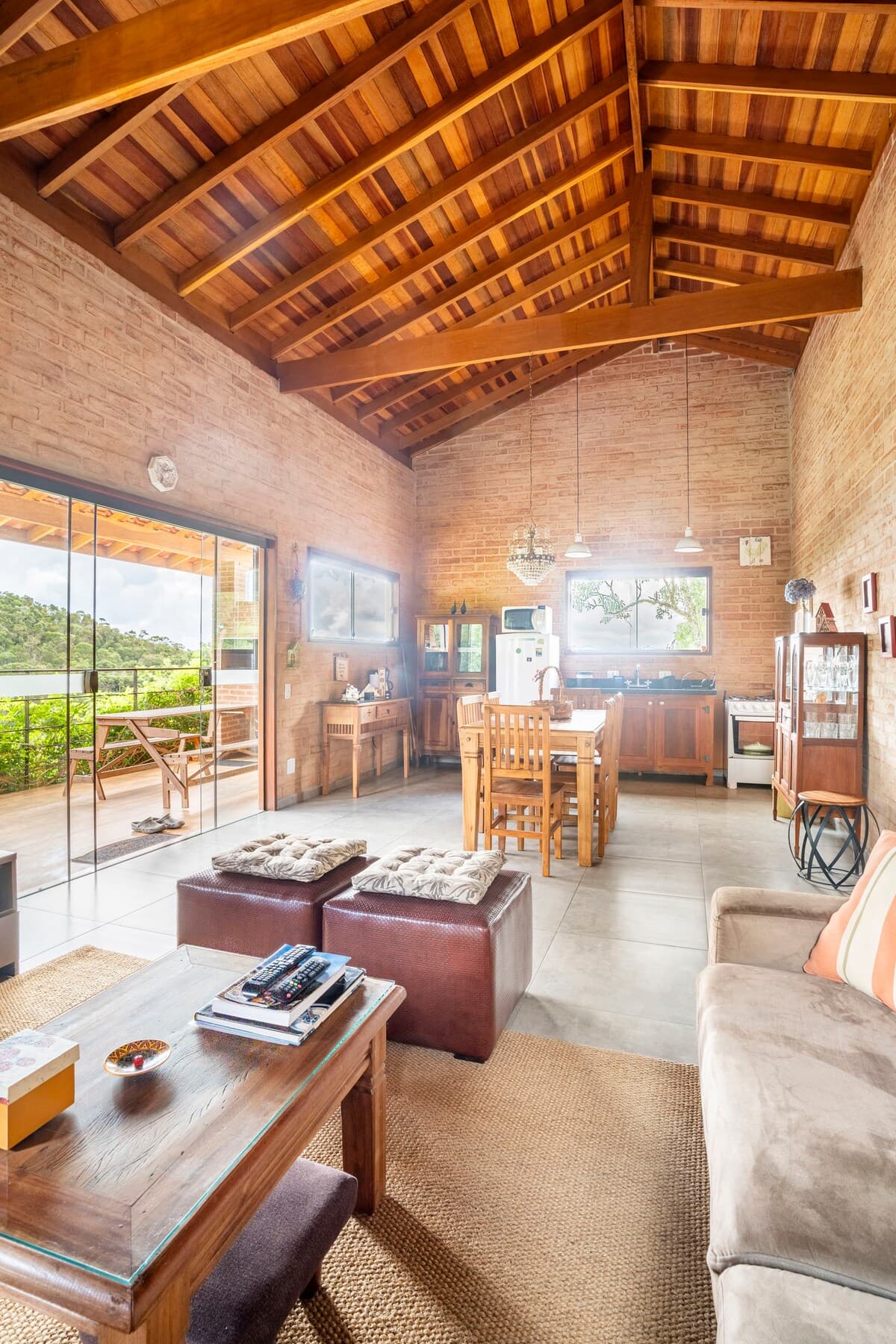 Chalé Manacá — 2 Suítes premium e Lareira a Lenha 12